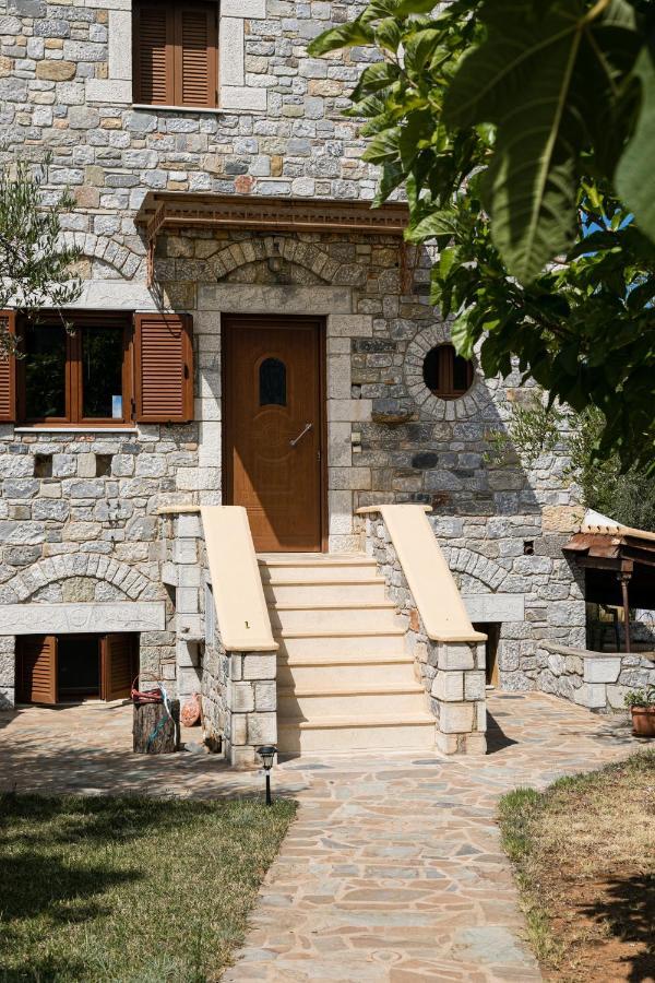 Chioureas Apartments Levktron Luaran gambar