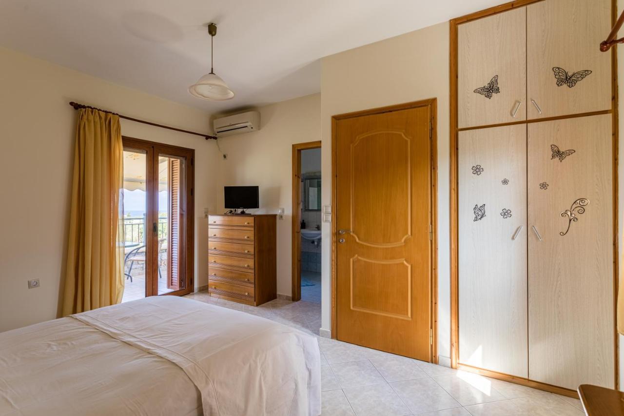 Chioureas Apartments Levktron Luaran gambar