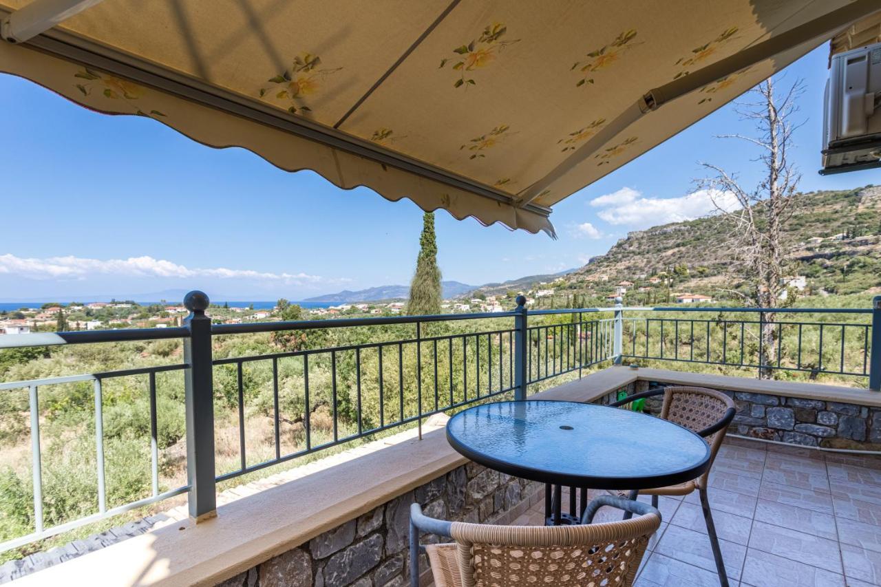 Chioureas Apartments Levktron Luaran gambar